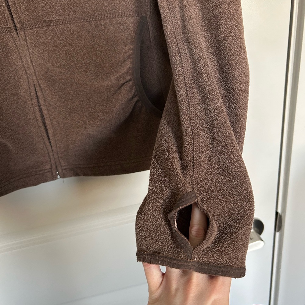 The North Face Kendall Jenner Brown Fleece Jacket - Picture 3 of 7